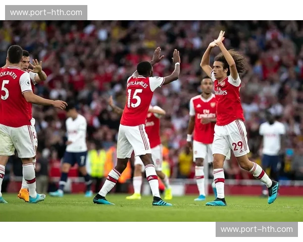 拜仁vs恒大：当欧洲王者遇上亚洲雄狮，一场不容错过的巅峰对决！